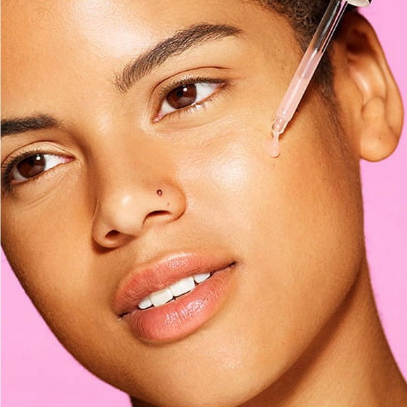 ⭐️5 For 25⭐️ Volition Beauty Strawberry-C Brightening Serum Travel Size - Picture 10 of 10